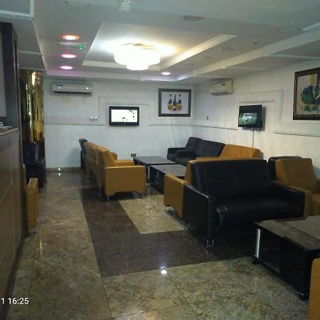 Immaculate Platinum Hotel Abuja Eksteriør billede